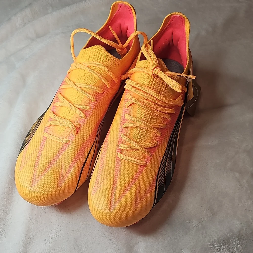 Puma‎ Orange and Pink Athletic Shoes